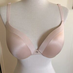 Victoria Secret Pink push up Bra size 34D